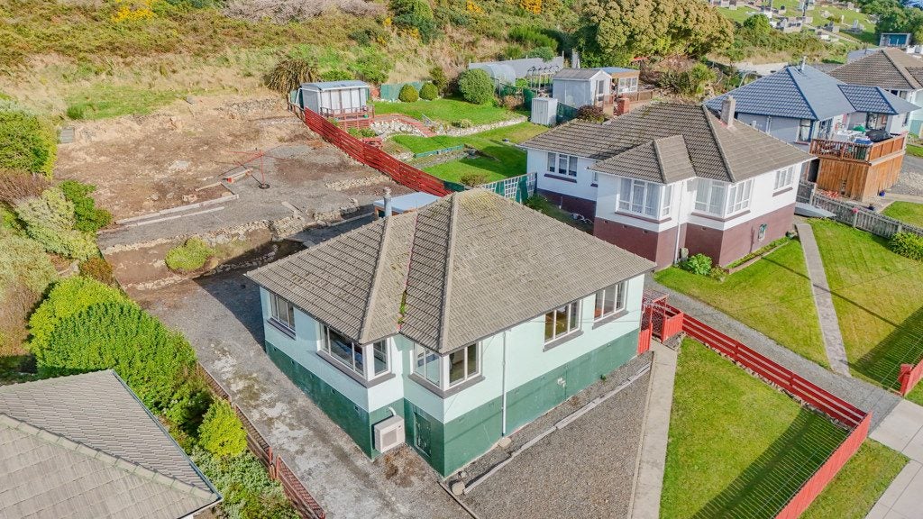 200 Lagan Street, Bluff, Bluff - Carousel 20