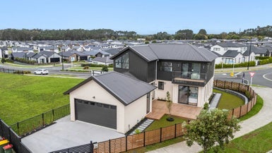 20 Vintry Drive, Huapai, Kumeu - Carousel 1