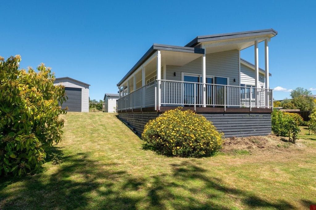 19 Korari Crescent, MANGAKINO, MANGAKINO - Carousel 1