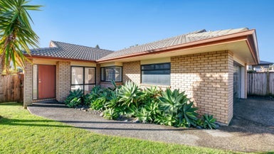 51 Walton Street, Red Beach, Red Beach - Carousel 1