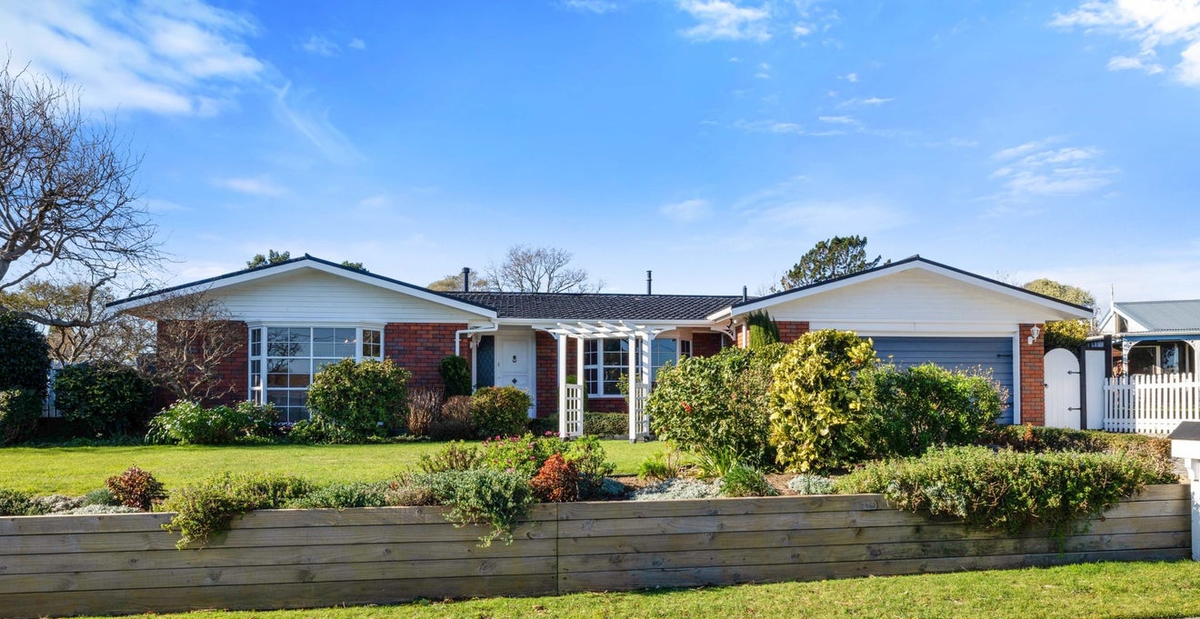 293 Mangorei Road, Merrilands, New Plymouth - Carousel 1