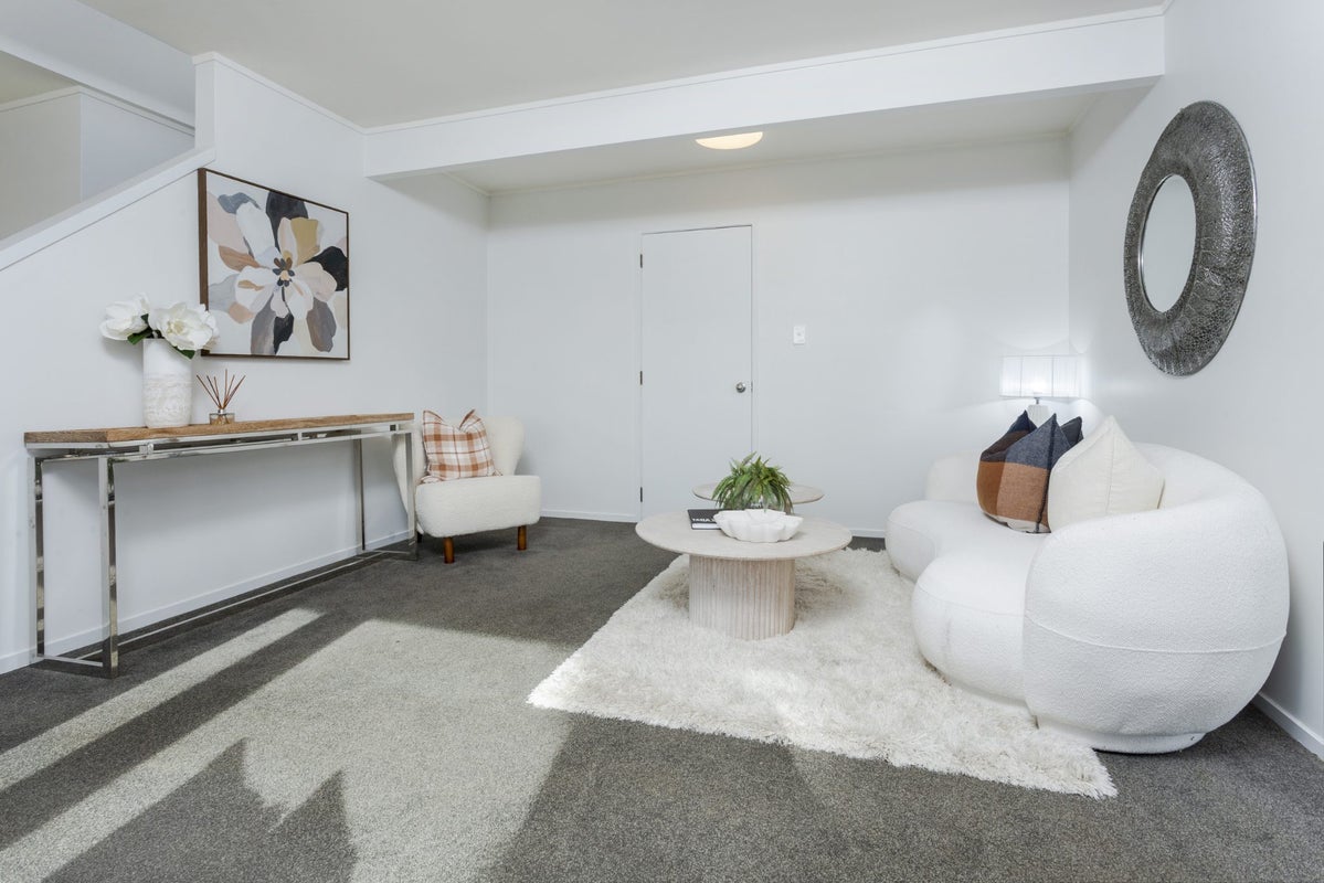 2/27 Tree View Avenue, Glenfield, Auckland - Carousel 2
