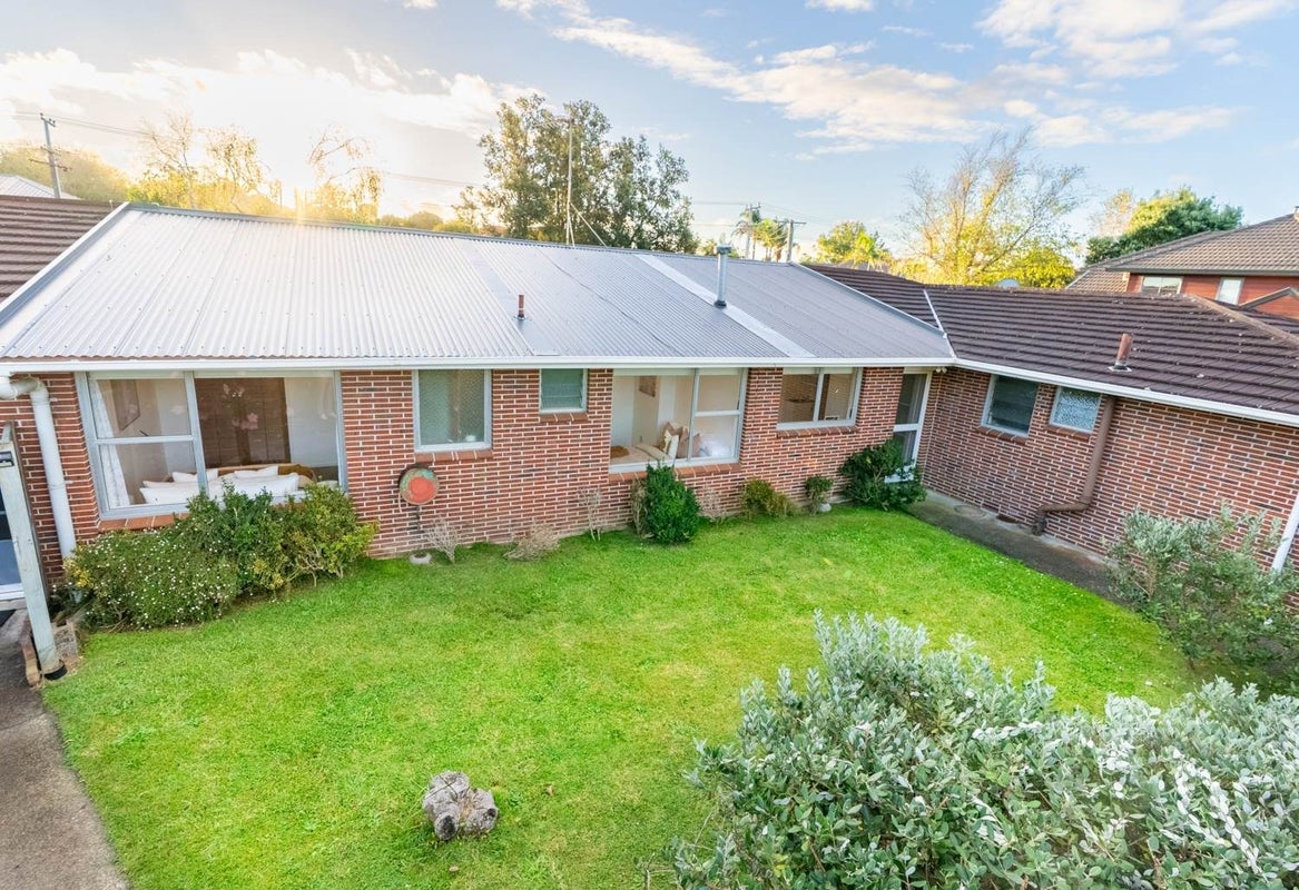 2/41 Empire Road, Epsom, Auckland - Carousel 2