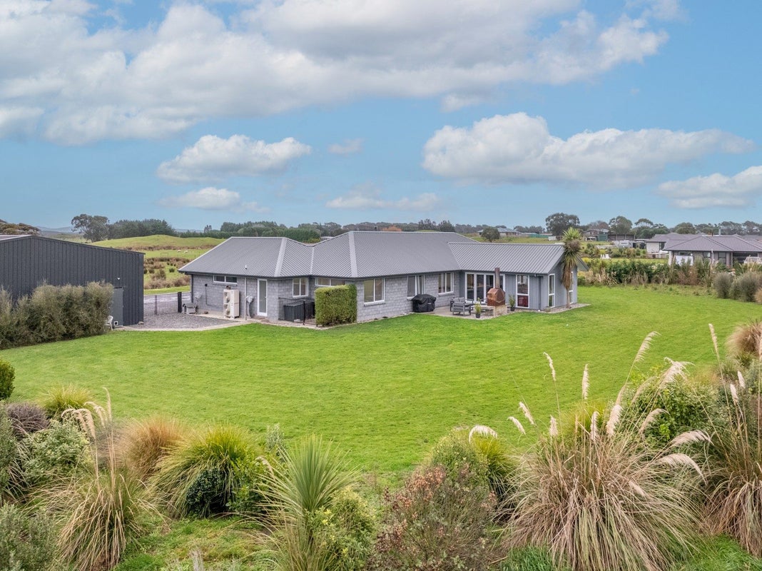 67 Watt Road, Otatara, Invercargill - Carousel 1