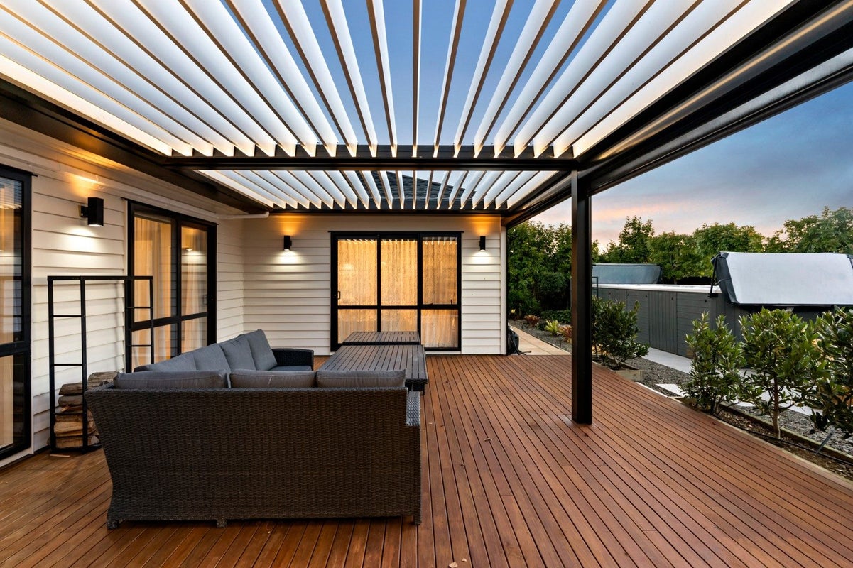 21B Robert Might Road, Kumeu - Carousel 1