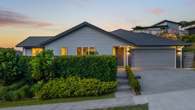 202 Navigation Drive, Whitby, Porirua - Carousel 1