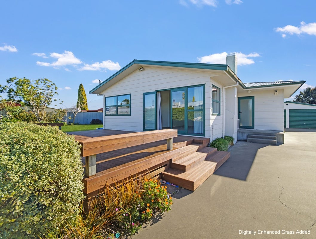 4 Lorne Place, Flaxmere, Hastings - Carousel 1