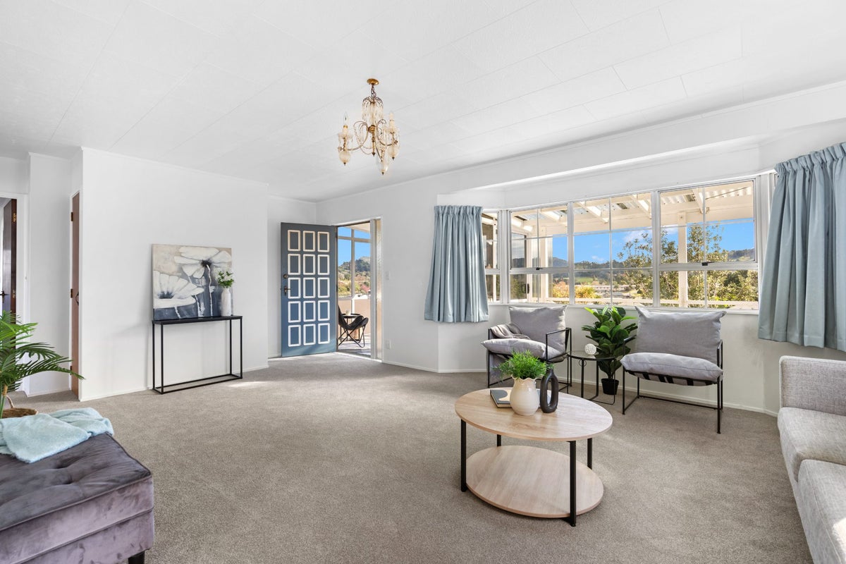 100 Alcoba Street, Kamo, Whangarei - Carousel 2