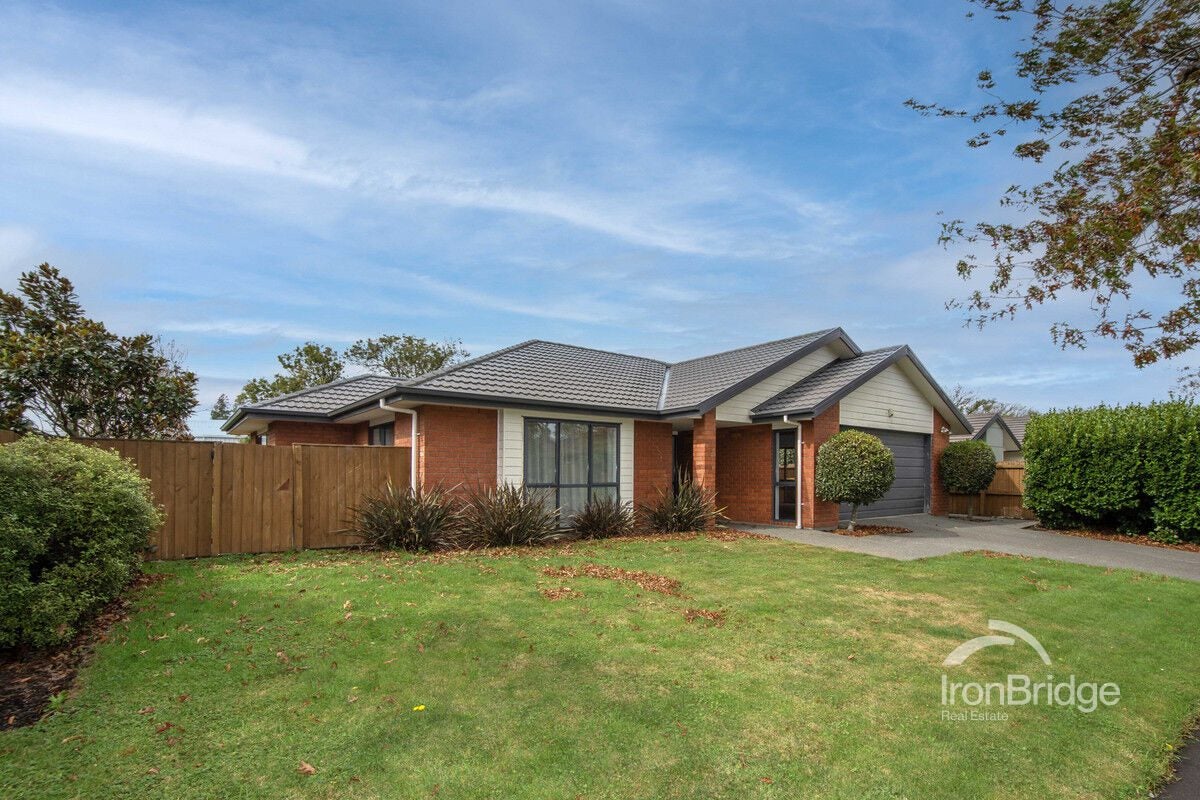 61 Mokihi Gardens, Hillmorton, Christchurch - Carousel 1