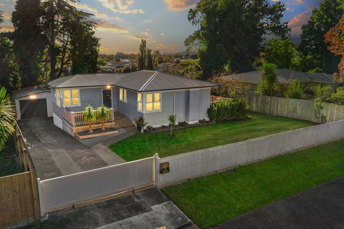 36 Mildmay Road, Henderson, Auckland - Carousel 1