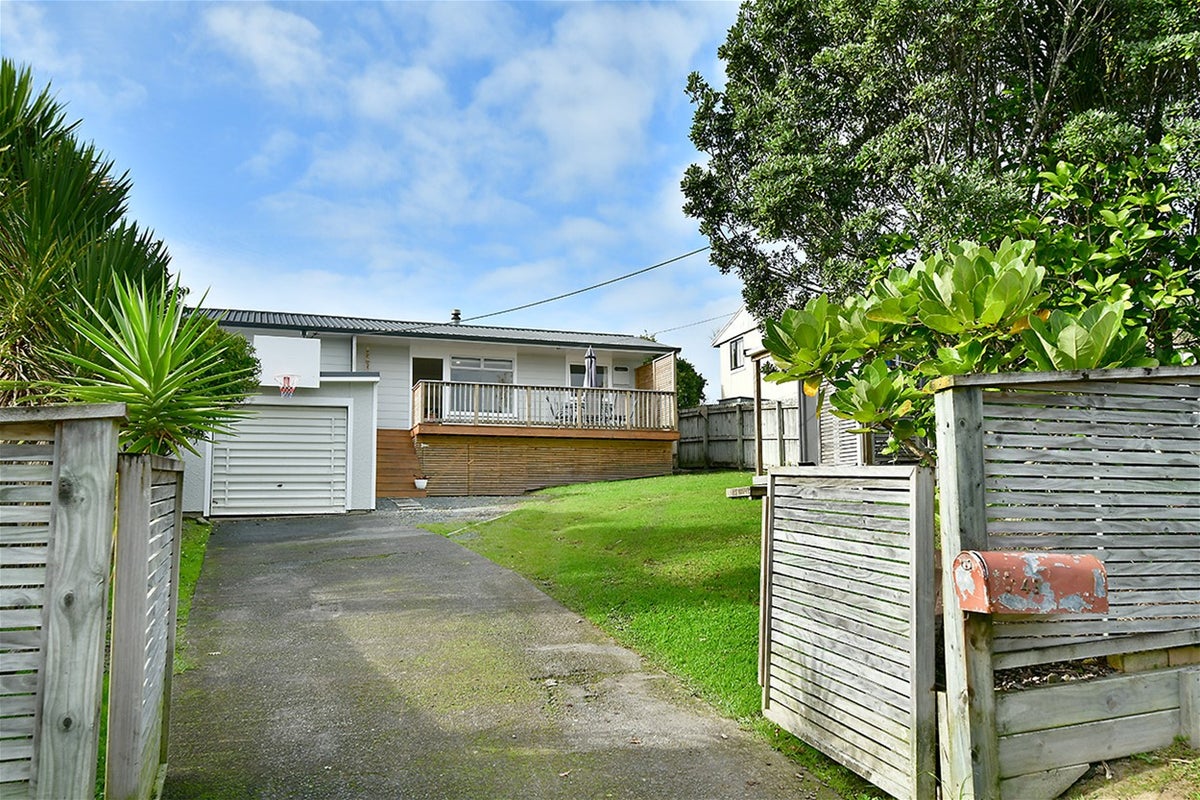 43 Foster Crescent, Snells Beach, Snells Beach - Carousel 1