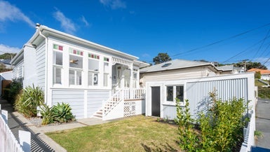 87 Tiber Street, Island Bay, Wellington - Carousel 1