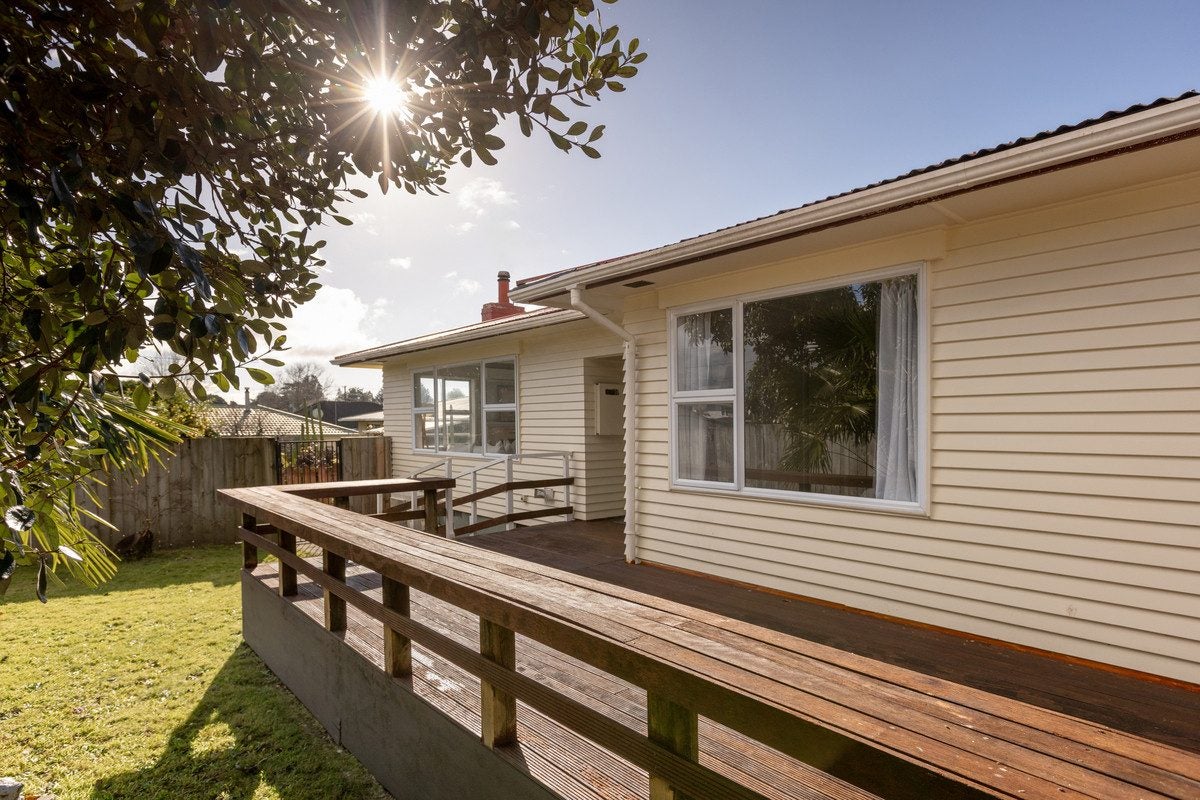 9 Maitland Street, Greerton, Tauranga - Carousel 1