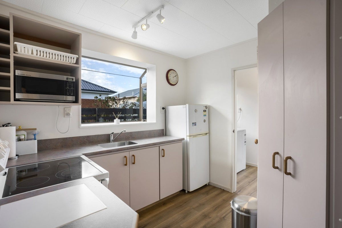 5B Larkworthy Street, Saint Kilda, Dunedin - Carousel 2