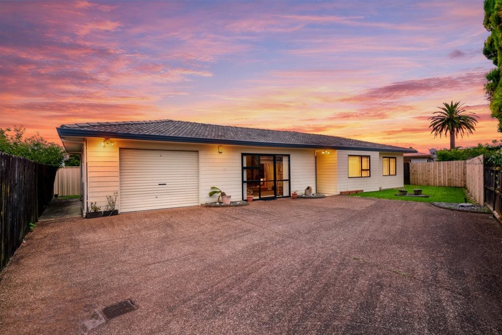 2/66 Willis Road, Papakura, Papakura - Carousel 1
