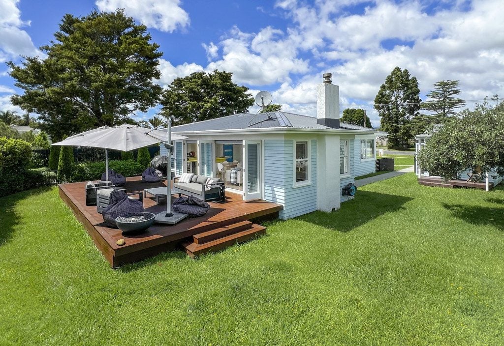 15 Argyle Street, Waipu, Waipu - Carousel 2