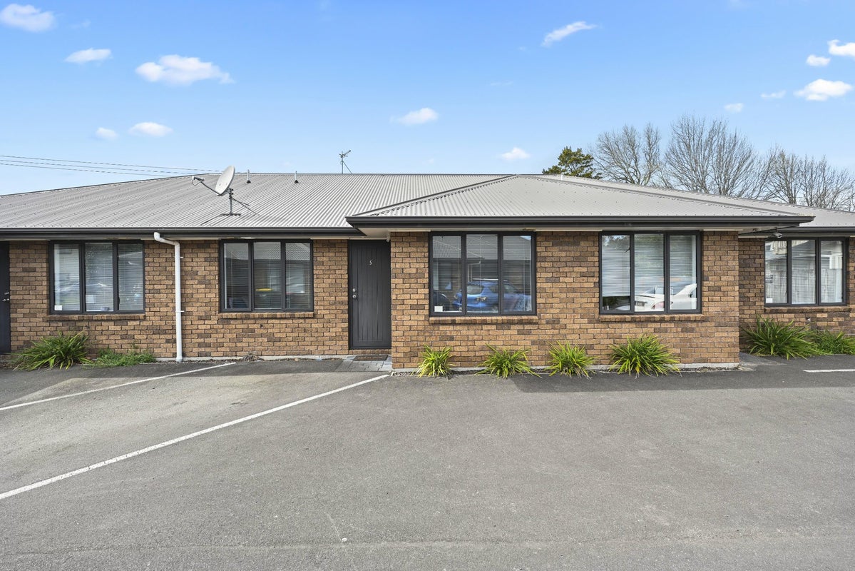 5/240 Old Farm Road, Hillcrest, Hamilton - Carousel 2