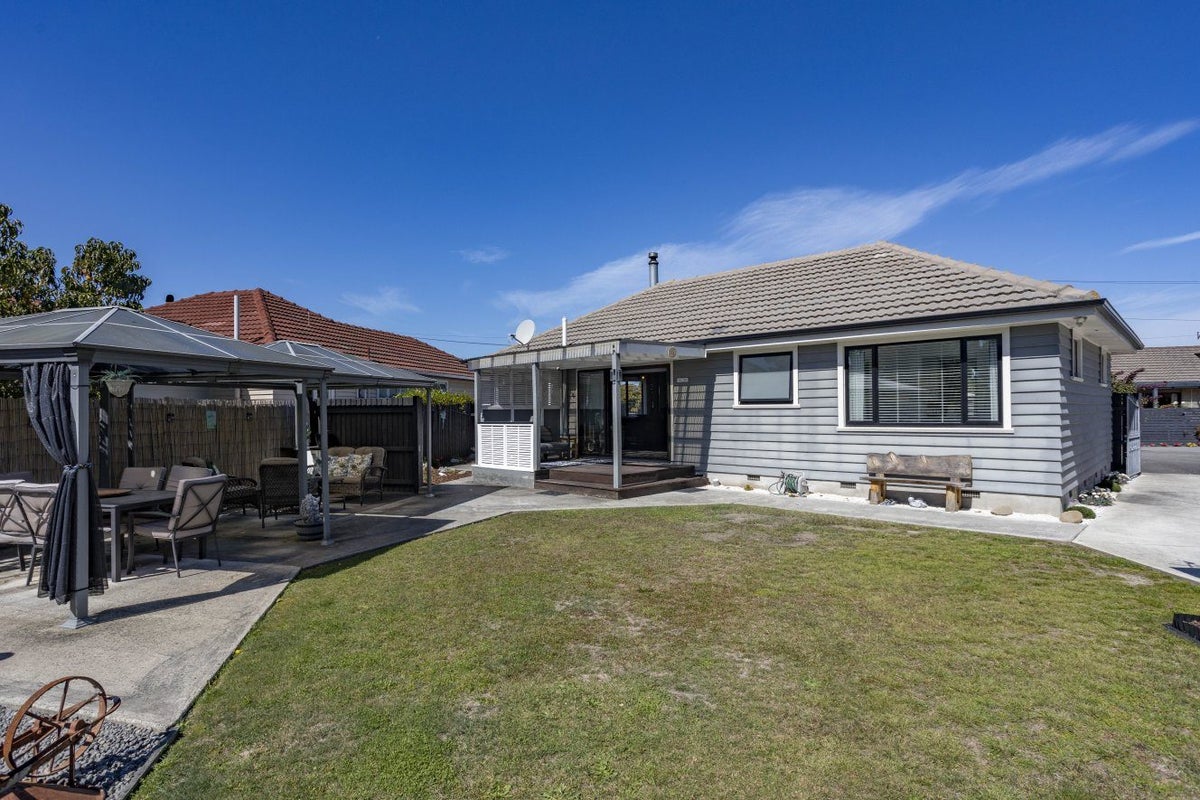 17 Colac Street, Avondale, Christchurch - Carousel 1