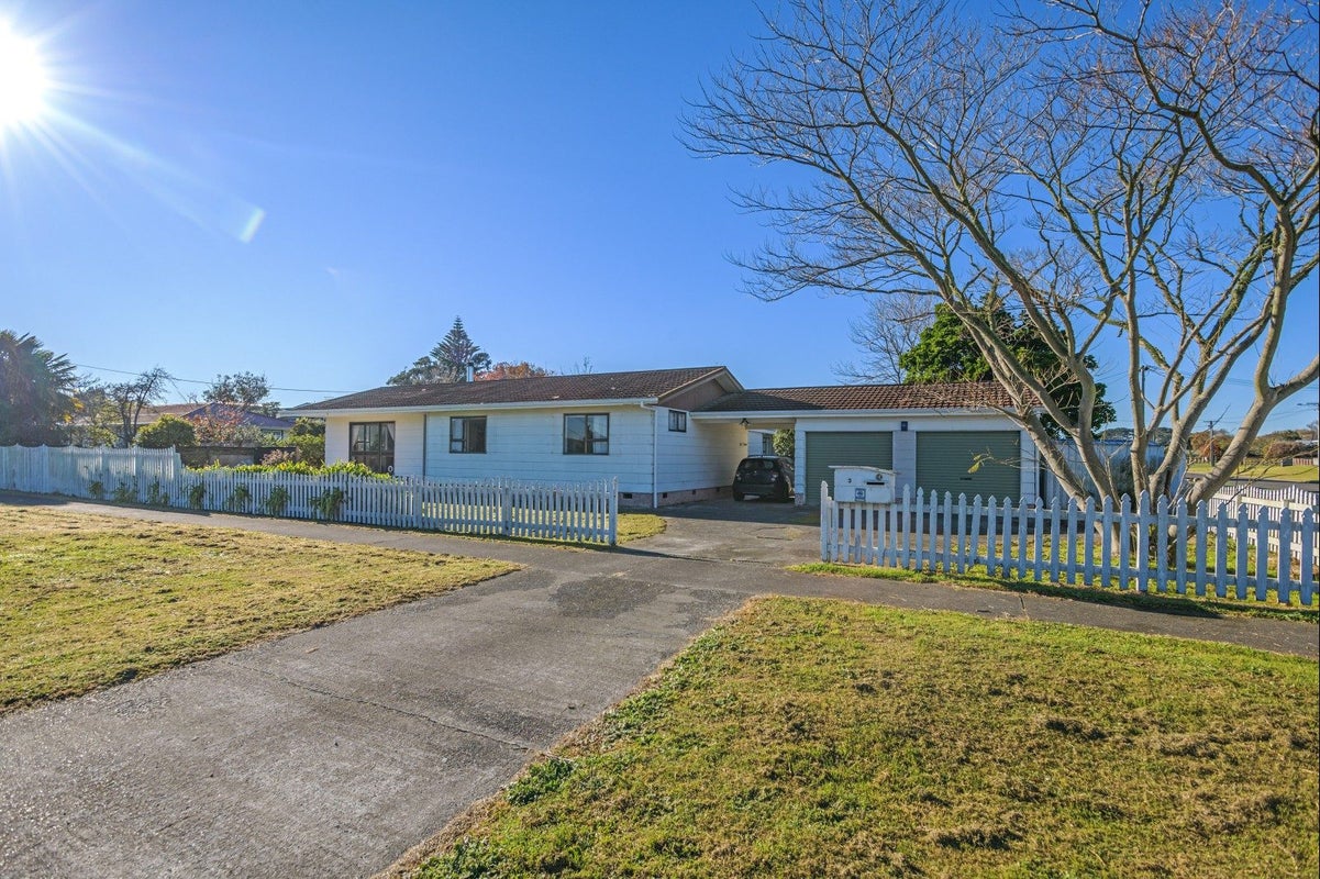 3 Howe Street, Foxton, Foxton - Carousel 1