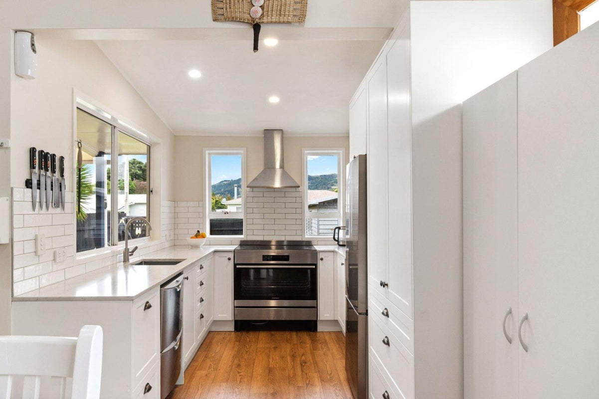 1 Norman Road, Te Hapara, Gisborne - Carousel 2