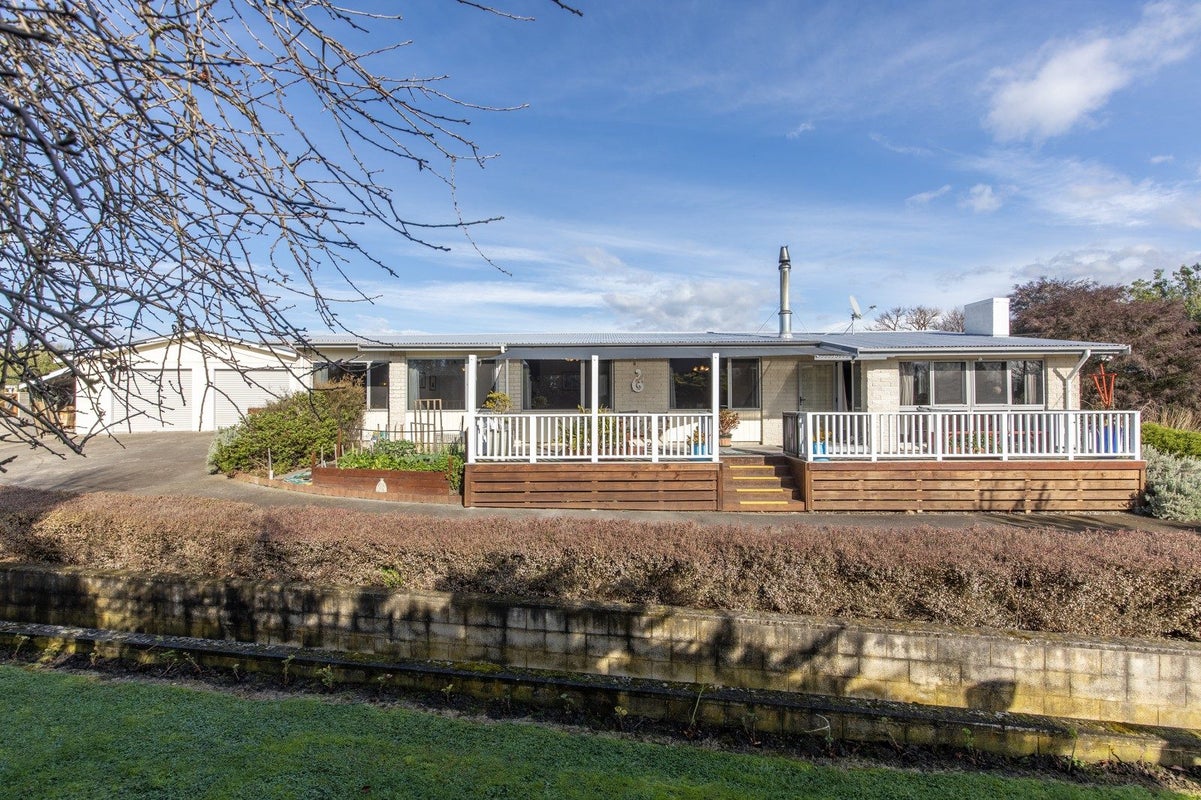 118 Mount Herbert Road, Waipukurau - Carousel 1