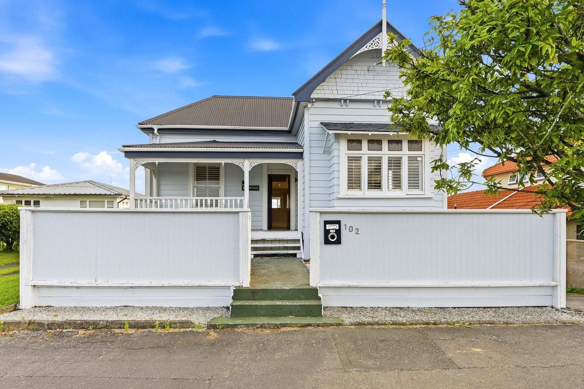 Property Valuation for 1/102 Queen Street, Northcote Point, Auckland ...