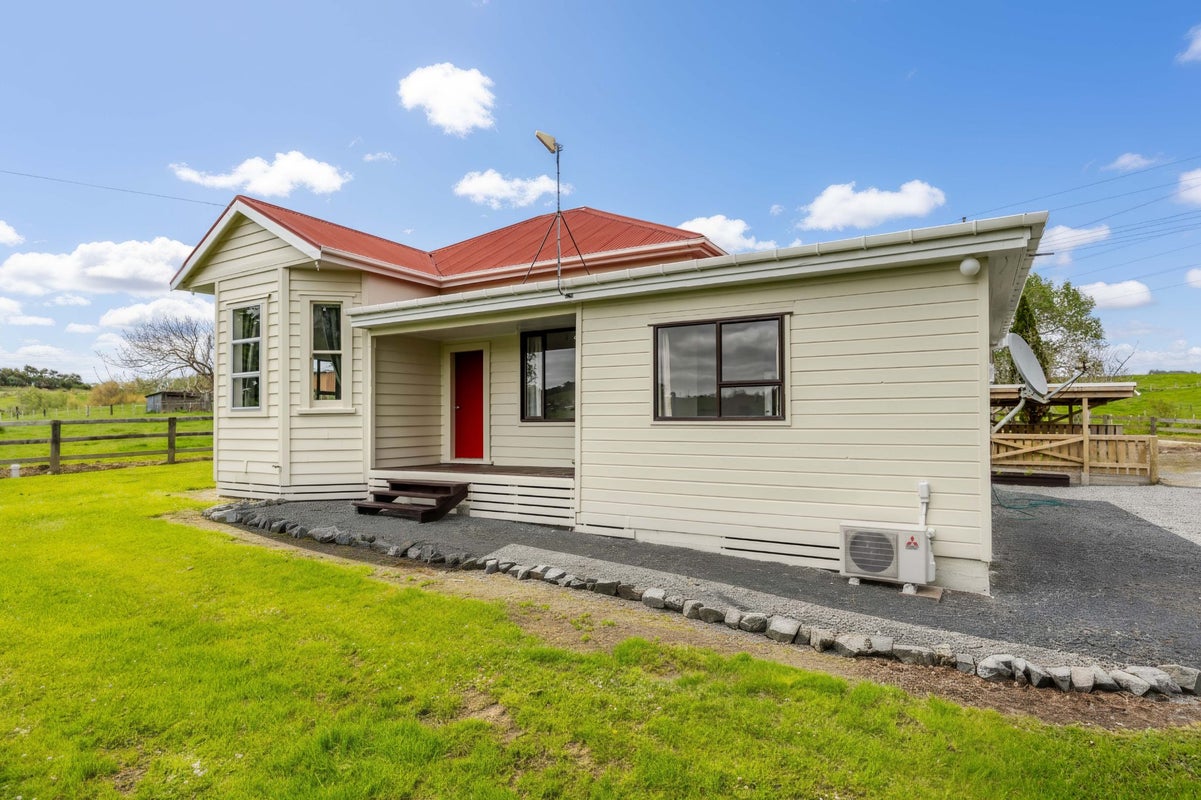 671 Port Albert Road, Wellsford, Wellsford - Carousel 1