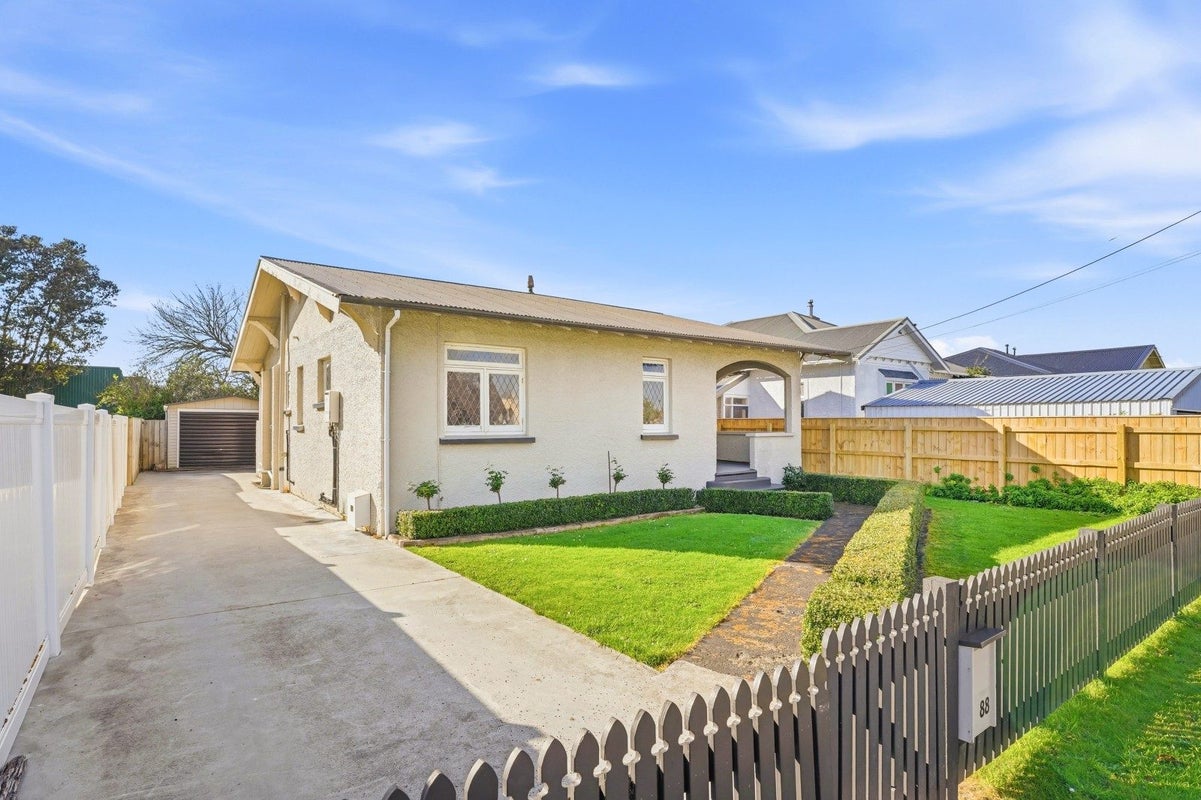 88 Harrison Street, Whanganui, Whanganui - Carousel 1
