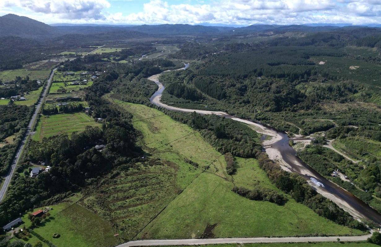 18 Maori Creek Road, Marsden, Greymouth - Carousel 35