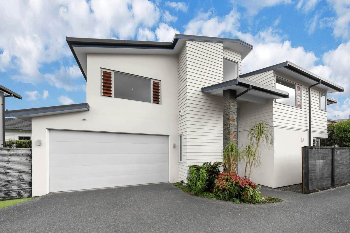 36A Turama Road, Royal Oak, Auckland - Carousel 1
