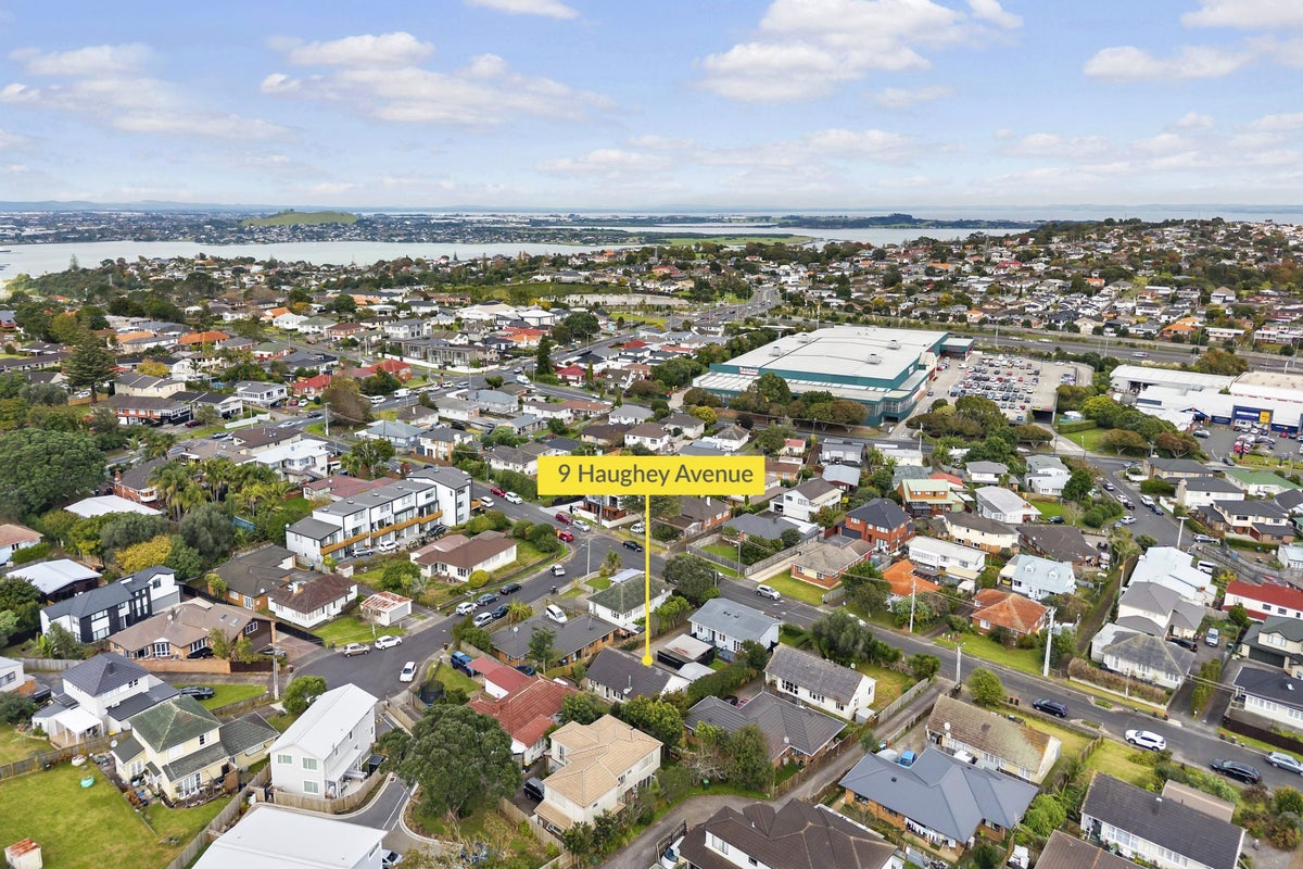 9 Haughey Avenue, Three Kings, Auckland - Carousel 30