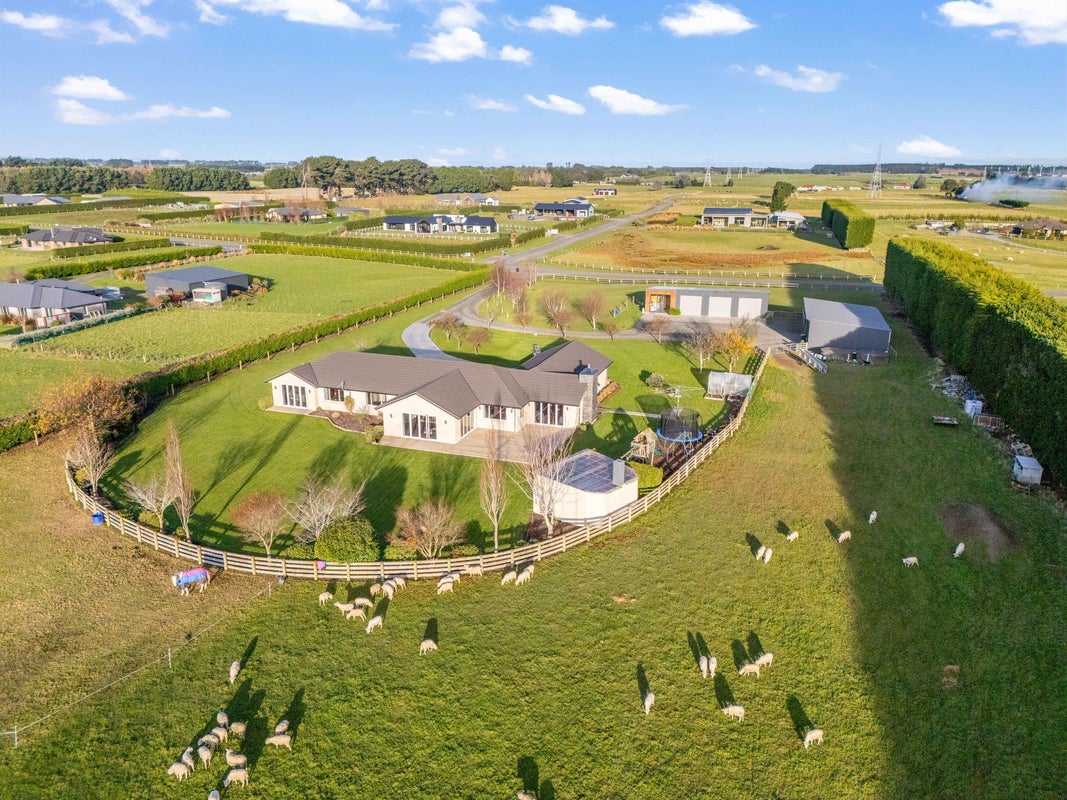 87 Millwood Glen, Mill Road, Invercargill - Carousel 1