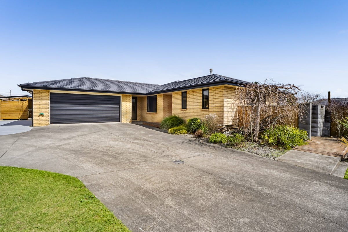 2 Rawiri Drive, Bell Block, New Plymouth - Carousel 1