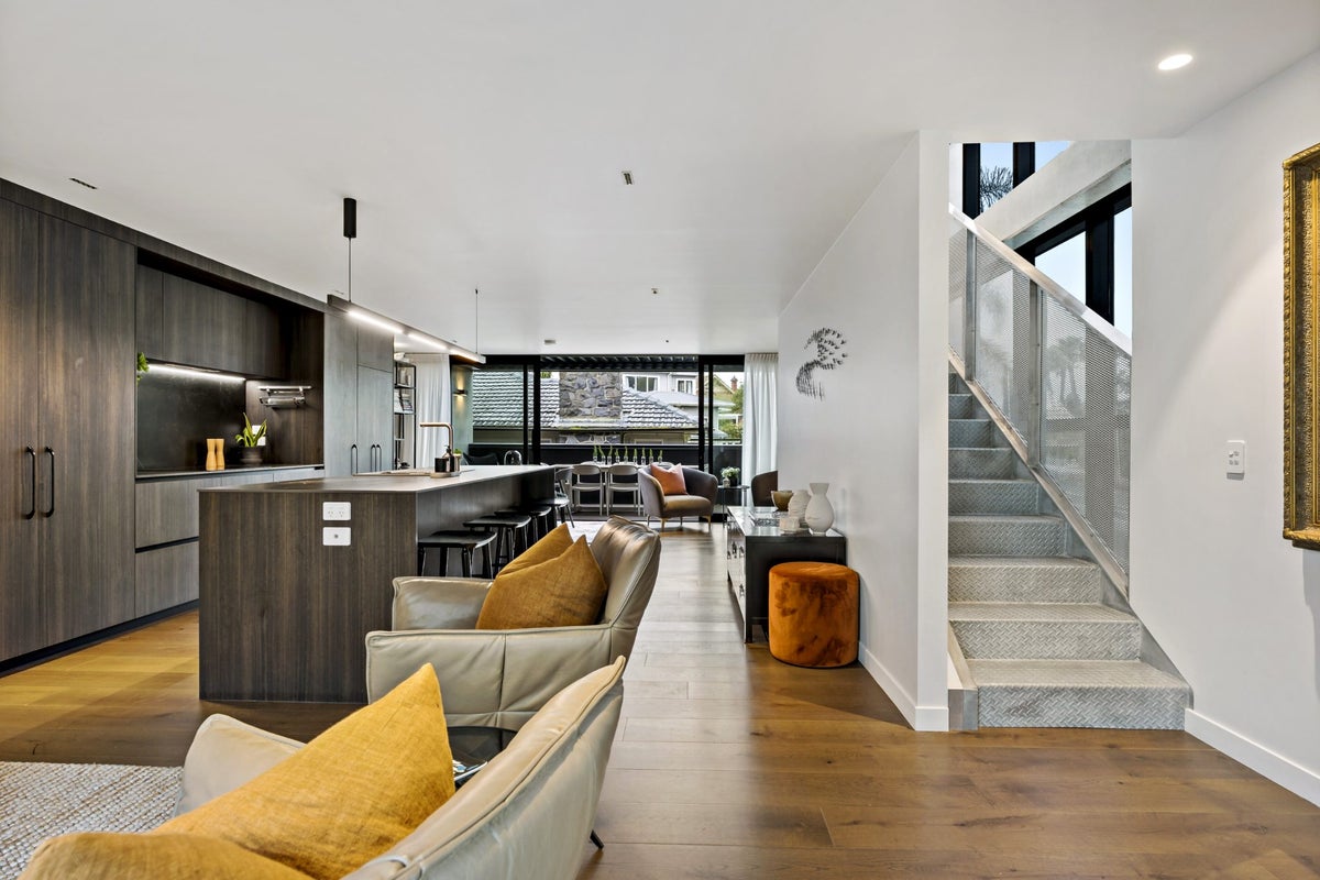 1/279 Lake Road, Belmont, Auckland - Carousel 2