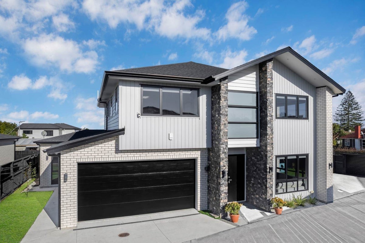 20A Fleming Street, Manurewa East, Auckland - Carousel 2