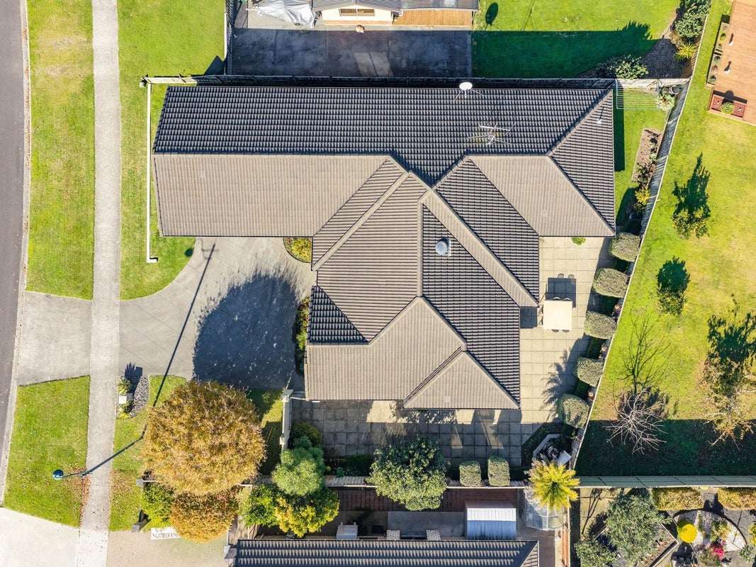 9 Woodham Place, Rototuna North, Hamilton - Carousel 2