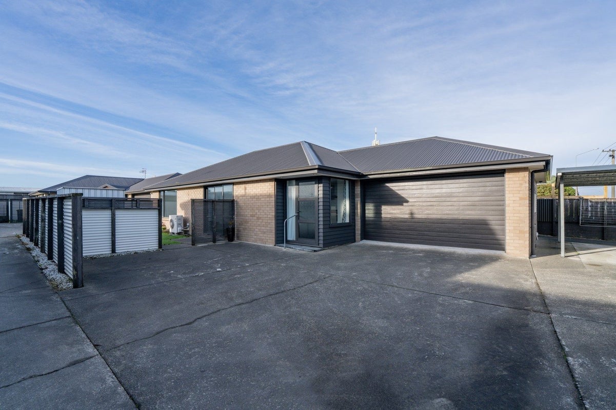 213 North Road, Waikiwi, Invercargill - Carousel 1