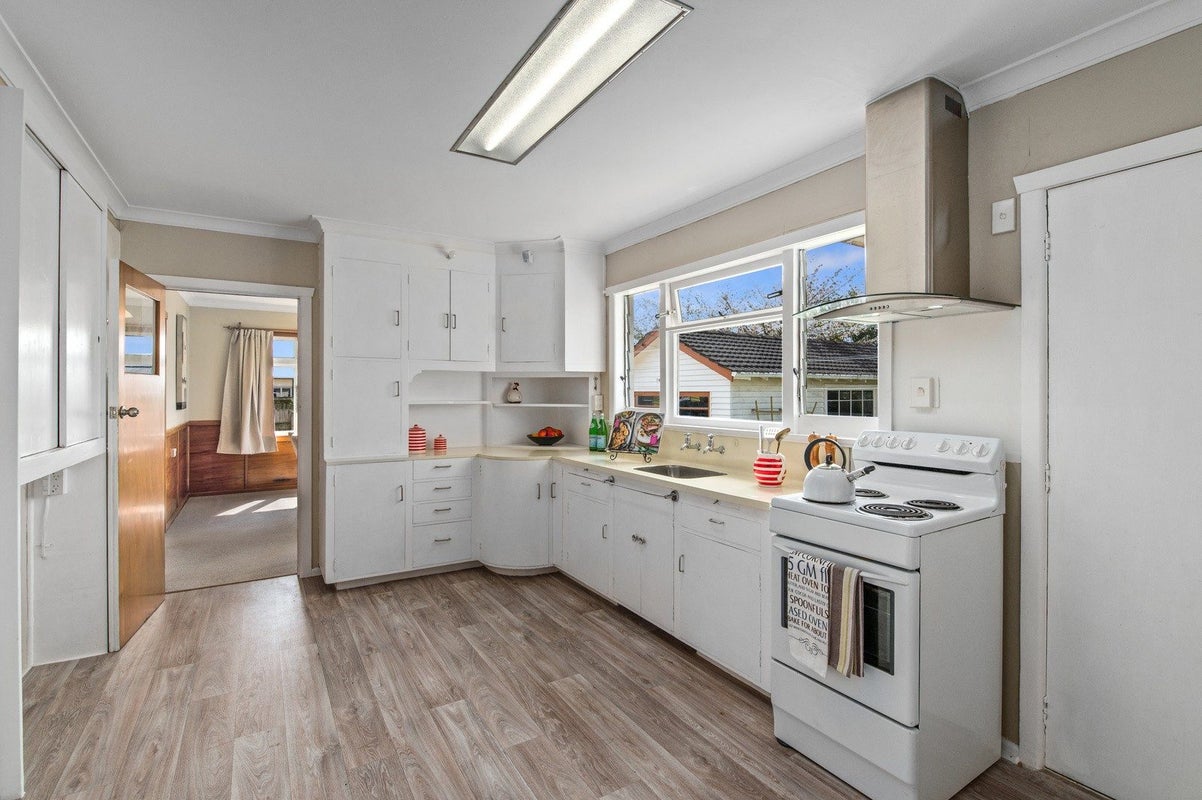 20 Hannan Street, Levin, Levin - Carousel 2