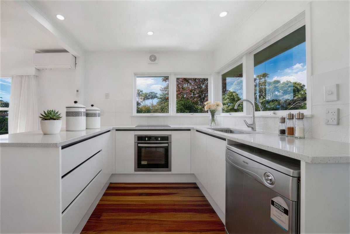 3/68 Nile Road, Milford, Auckland - Carousel 2