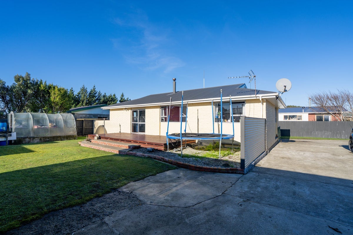 38 Newbie Place, Heidelberg, Invercargill - Carousel 1