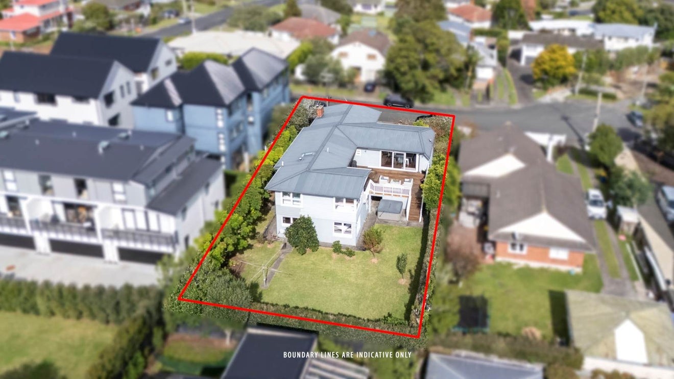44 Merani Street, Belmont, Auckland - Carousel 1