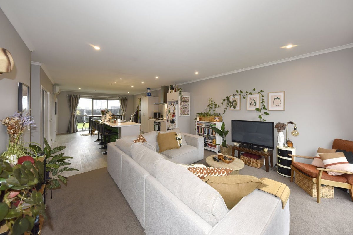 7 William Dawson Crescent, Wigram, Christchurch - Carousel 2