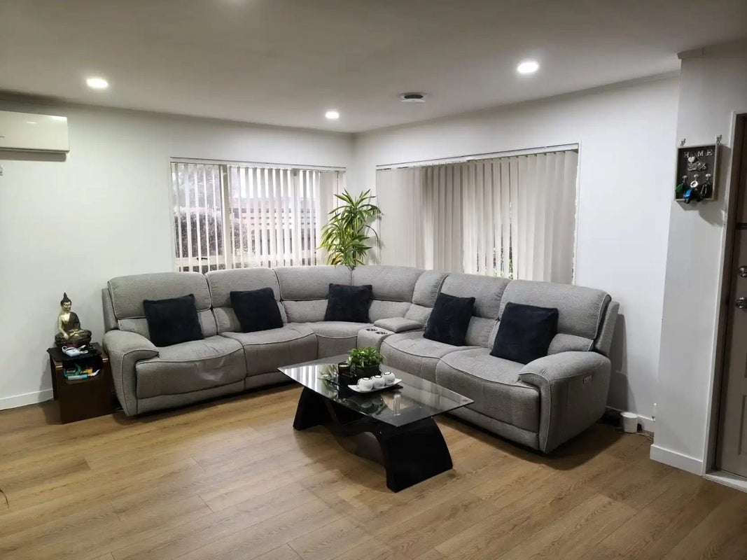 1 Cashmore Place, Flat Bush, Auckland - Carousel 2