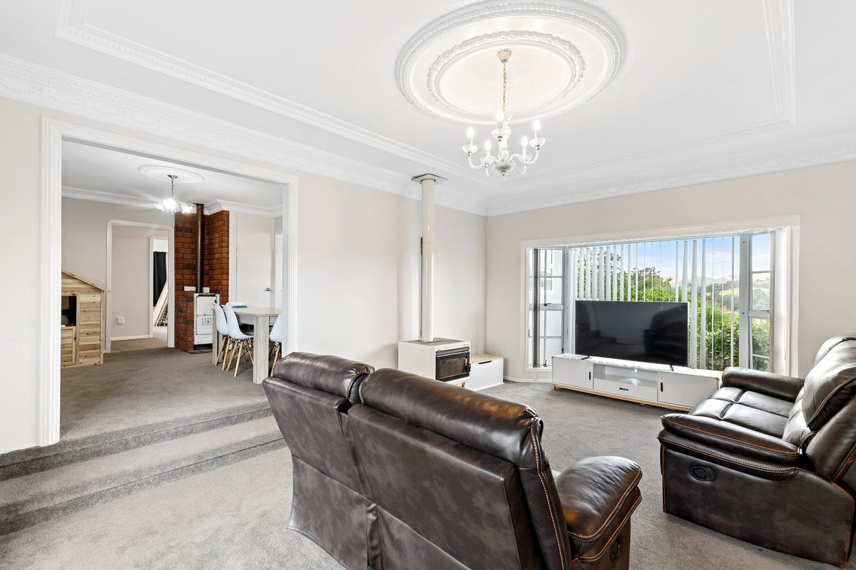 3B Manuka Road, Huntly - Carousel 2
