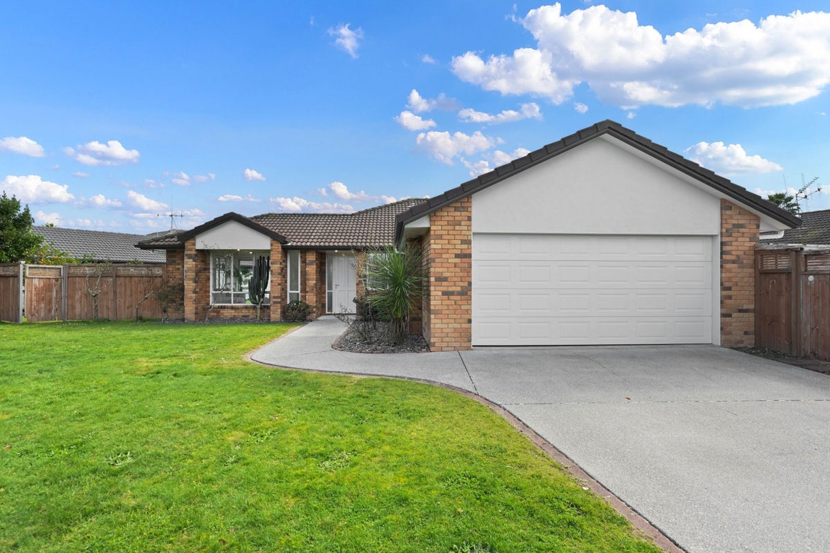 21 Winchester Place, Rototuna North, Hamilton - Carousel 28