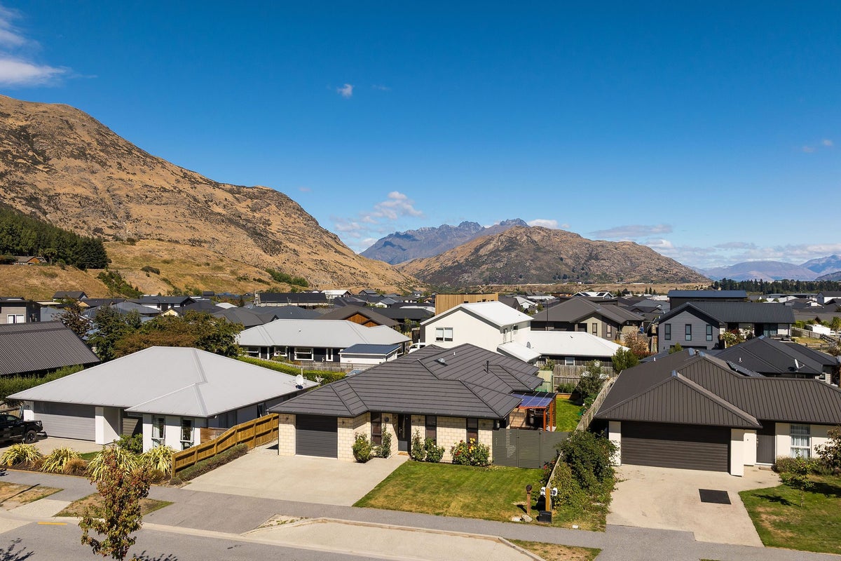 81 Risinghurst Terrace, Lower Shotover, Lower Shotover - Carousel 30