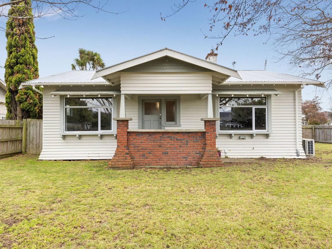 41 Roy Street, Palmerston North, Palmerston North - Carousel 1