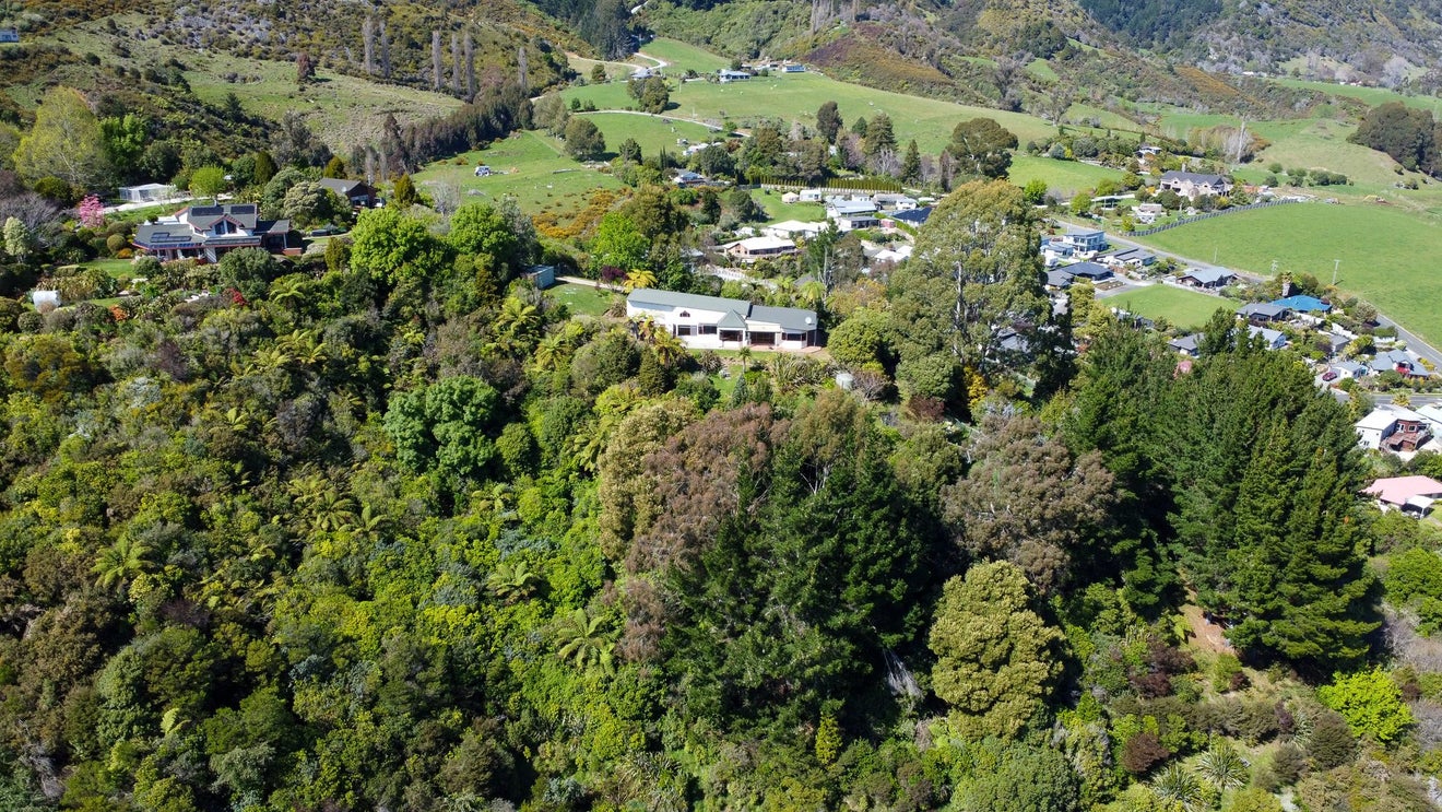 94 Bay Vista Drive, Takaka - Carousel 2