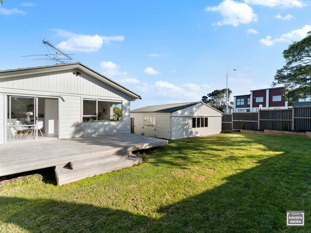 135 Hyperion Drive, Randwick Park, Auckland - Carousel 2