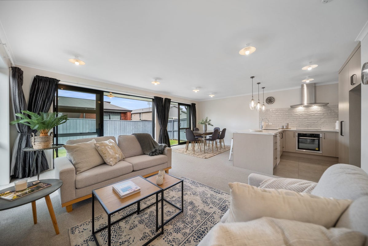 9 Roslyn Farm Street, Ramarama, Drury - Carousel 1